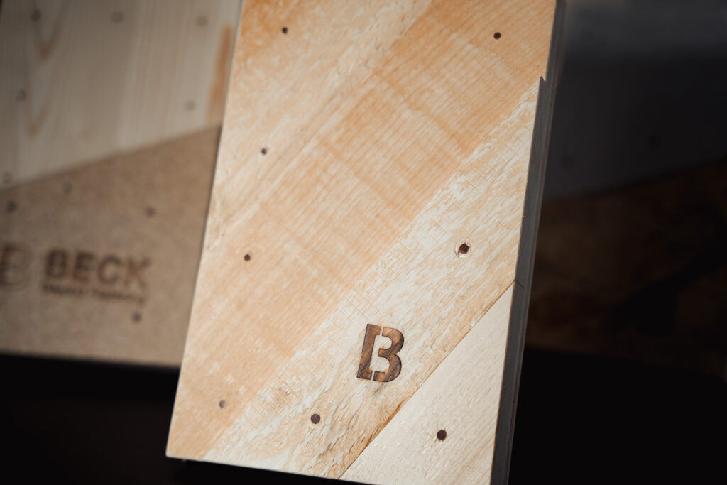 Beck LignoLoc sűrített levegővel belőhető faszeg bükkfából